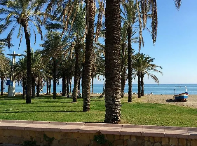 En Con Piscina Lägenhet