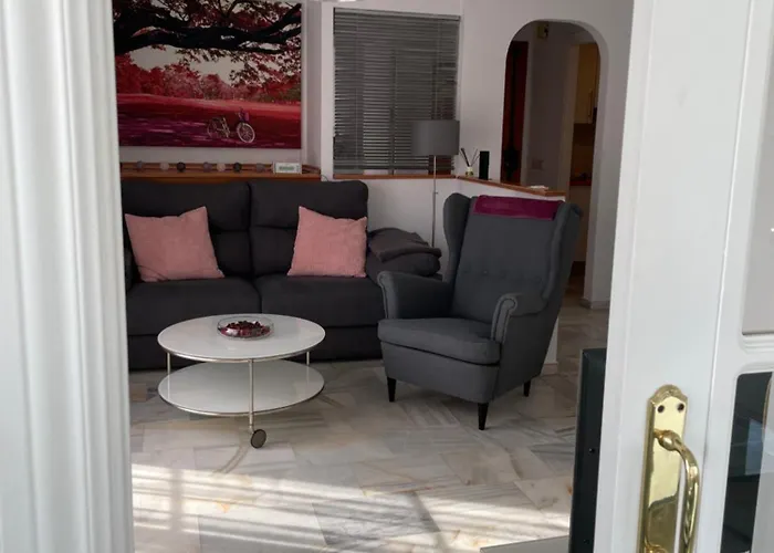 Apartment En Con Piscina